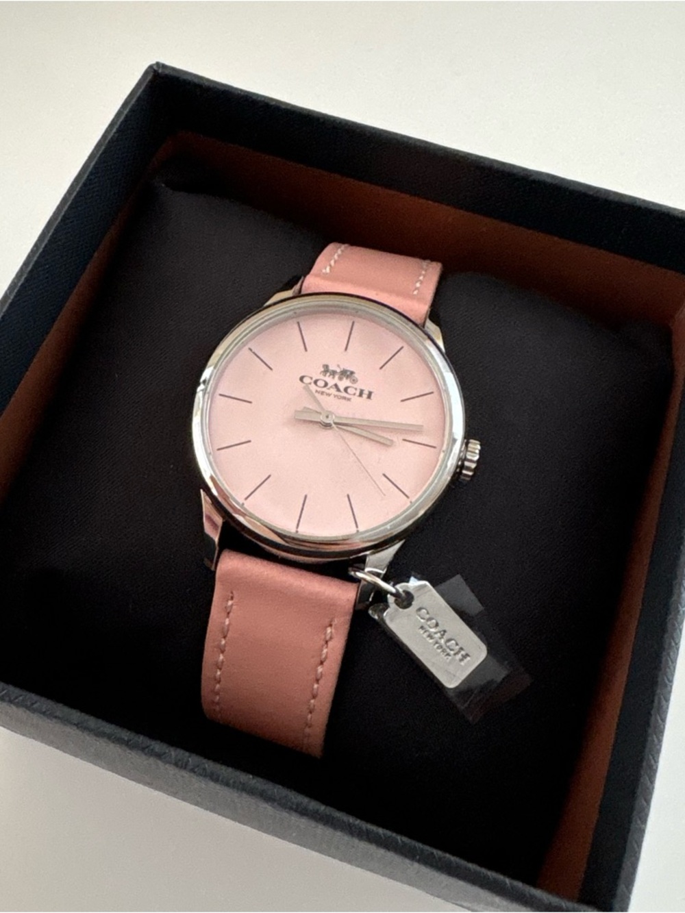 COACH Ruby 32MM LEATHER STRAP in BLUSH PINK - Picture 4 of 12